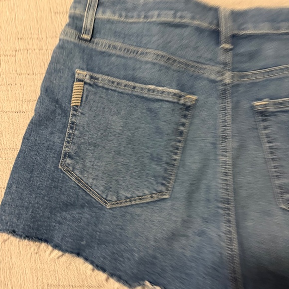 Paige Margot Short in Indigo Size 30 - Picture 6 of 6